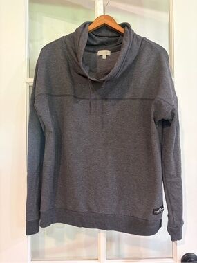 Simply Southern Gray Cowl Neck Pull Over Large